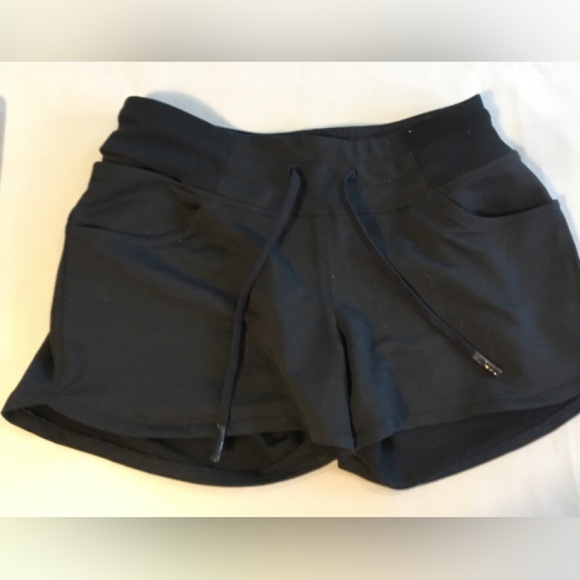 Hylete XS black shorts - Picture 1 of 3